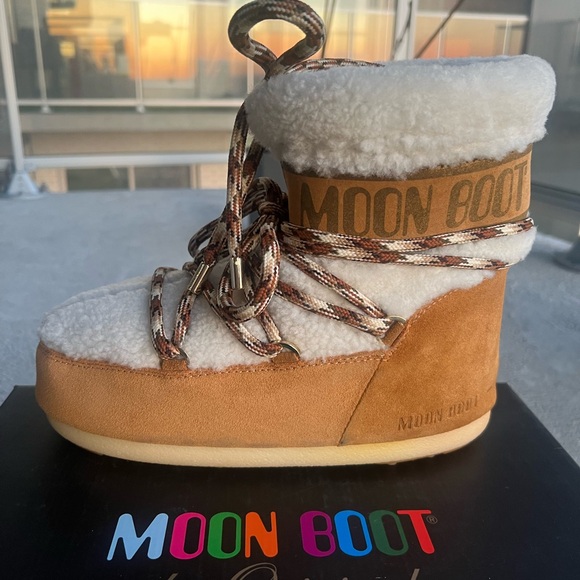 MOON BOOT LOW ICON SHEARLING LAB69 - Picture 1 of 8